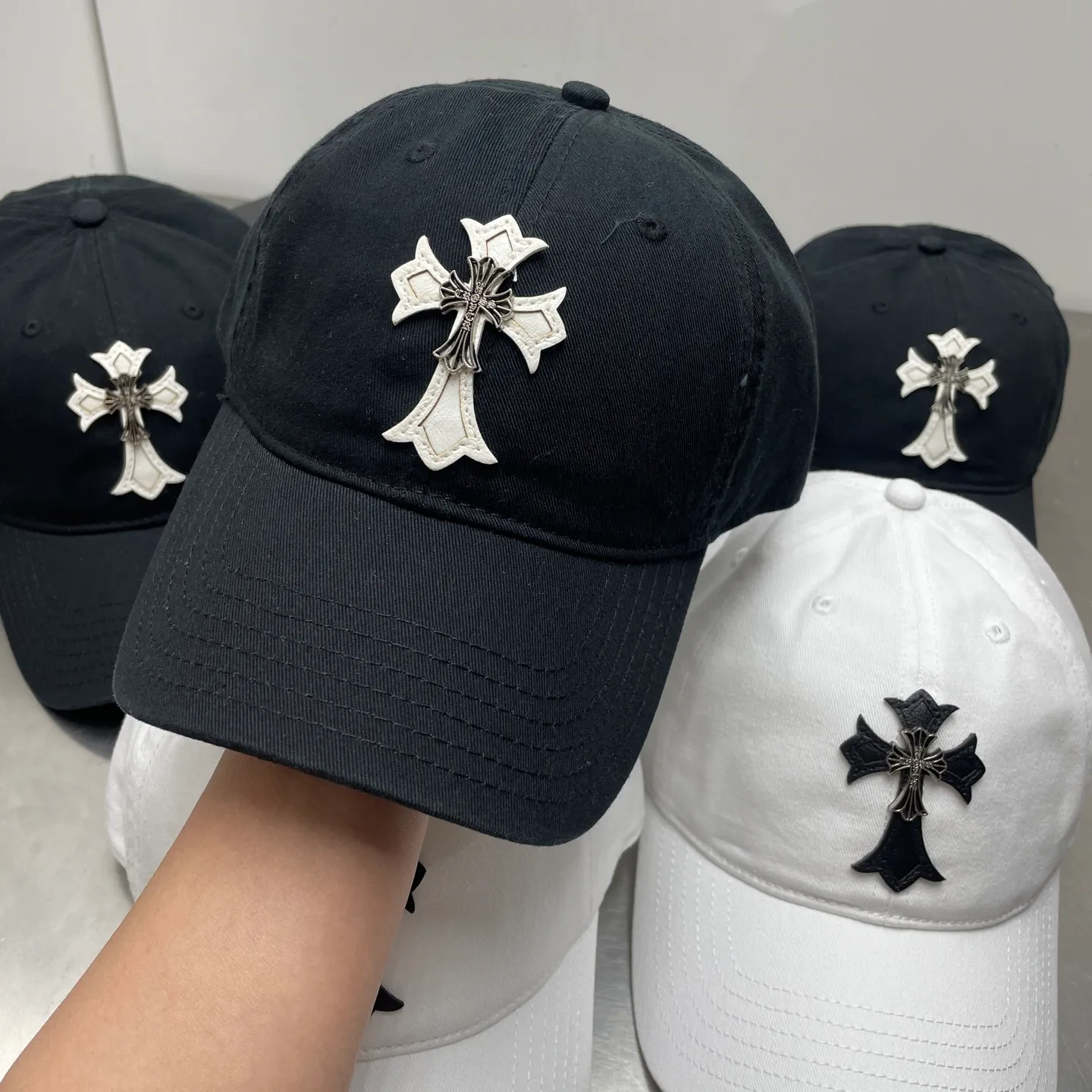 Private message for price inquiry! 🆕Crow heart soft top baseball cap